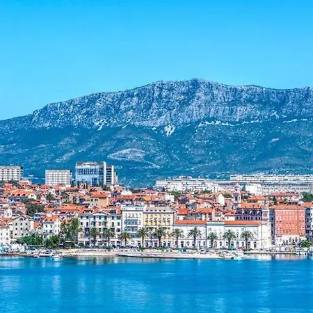 Holidays 15 Split