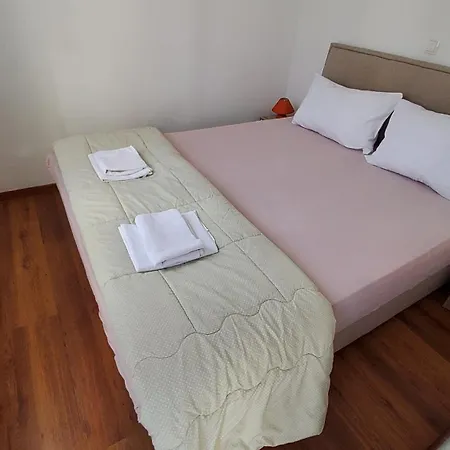 Holidays 15 Apartment *