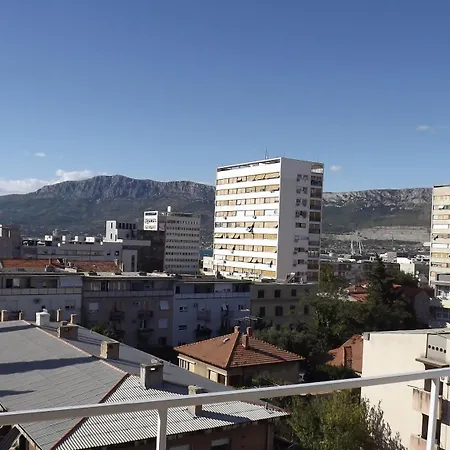Apartman Holidays 15